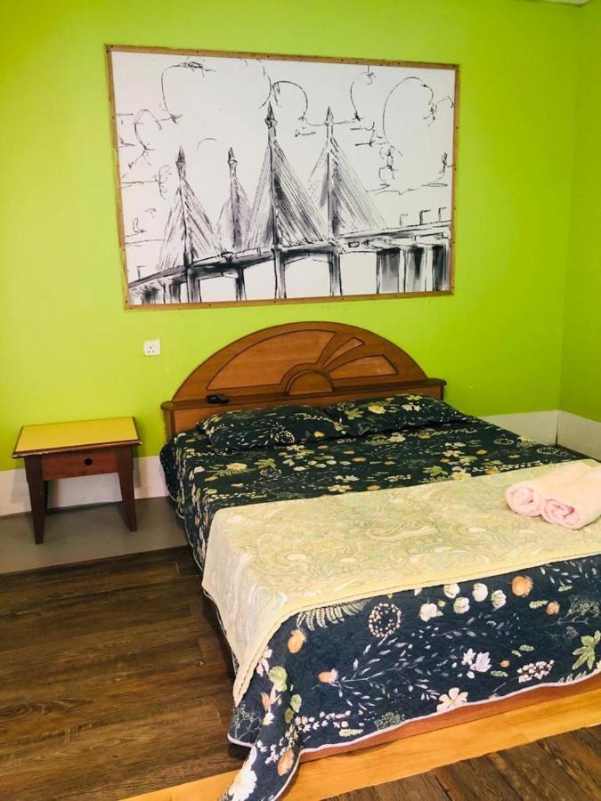 Wan'S Roomstay Langkawi Pantai Cenang  Zewnętrze zdjęcie